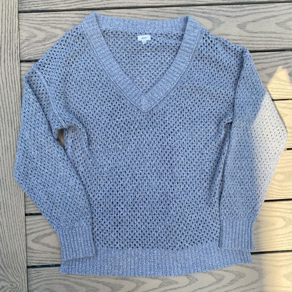 Aerie small grey chunky v neck sweater open knit cozy oversized - Picture 2 of 8